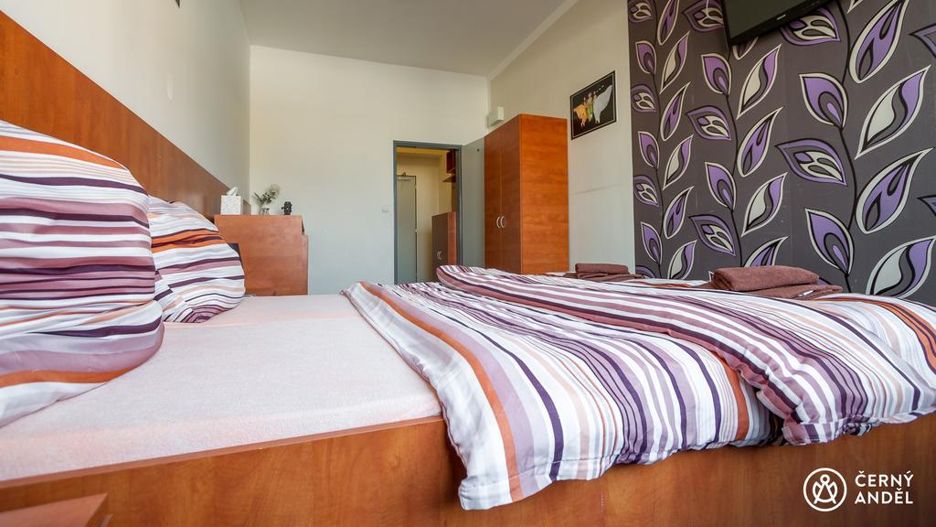 Cerny Andel Hotel Most Exterior foto